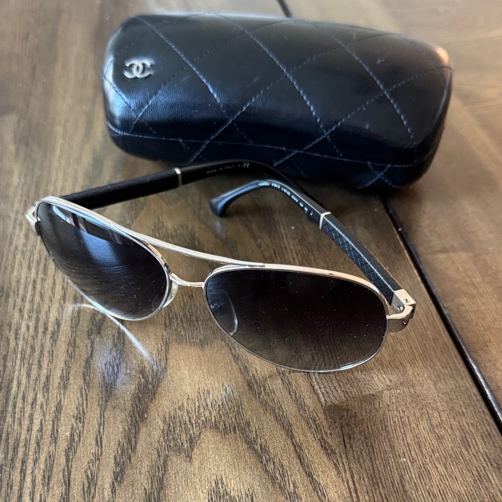 CHANEL Women's Sunglasses in Black and Silver